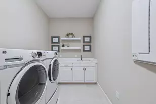 3317 Belon Ln, Naples, FL 34114 - Photo 23