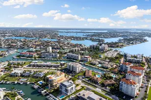 907 Panama Ct, Marco Island, FL 34145 - Photo 39