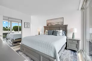 140 Seaview Ct, Marco Island, FL 34145 - Photo 11