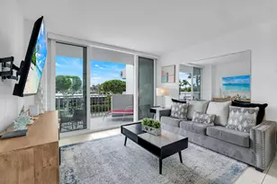 140 Seaview Ct, Marco Island, FL 34145 - Photo 3