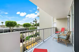 140 Seaview Ct, Marco Island, FL 34145 - Photo 17