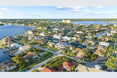 921 Giralda Court, Marco Island, FL 34145 - Photo 29