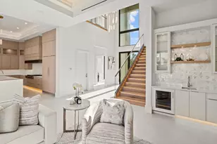 921 Giralda Ct, Marco Island, FL 34145 - Photo 9