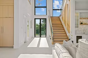 921 Giralda Ct, Marco Island, FL 34145 - Photo 3