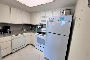 180 Seaview Ct, Marco Island, FL 34145 - Photo 7