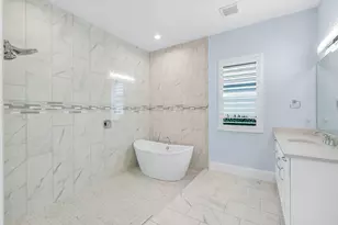 14386 Laguna Spgs Ln, Naples, FL 34114 - Photo 25