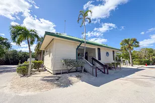 560 Century Dr, Marco Island, FL 34145 - Photo 21