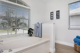 129 Leeward Ct, Marco Island, FL 34145 - Photo 15