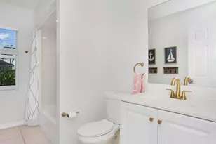 129 Leeward Ct, Marco Island, FL 34145 - Photo 21