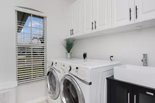 129 Leeward Ct, Marco Island, FL 34145 - Photo 31