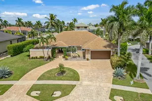 1241 Mimosa Ct, Marco Island, FL 34145 - Photo 3