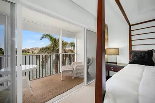 300 Park Shore Dr, Naples, FL 34103 - Photo 15