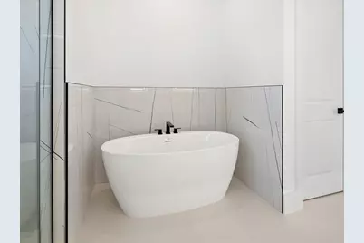 131 Bald Eagle Drive, Marco Island, FL 34145 - Photo 33