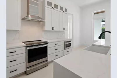 131 Bald Eagle Drive, Marco Island, FL 34145 - Photo 17