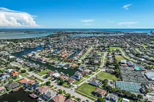 109 Gulfstream St, Marco Island, FL 34145 - Photo 39