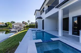 109 Gulfstream St, Marco Island, FL 34145 - Photo 35