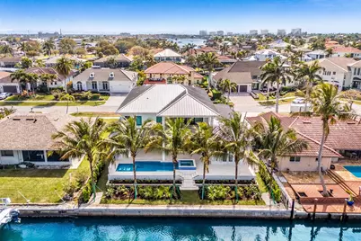 826 Magnolia Court, Marco Island, FL 34145 - Photo 3