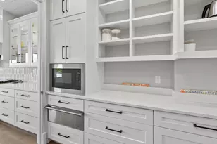 680 Waterside Dr, Marco Island, FL 34145 - Photo 13