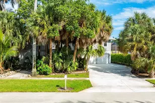 719 Austin Ct, Marco Island, FL 34145 - Photo 17