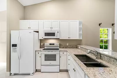 3555 Avion Woods Court #501, Naples, FL 34104 - Photo 15