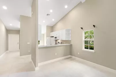 3555 Avion Woods Court #501, Naples, FL 34104 - Photo 11