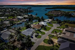 405 Grenada Ave, Naples, FL 34113 - Photo 3