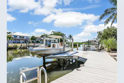 405 Grenada Avenue, Naples, FL 34113 - Photo 33