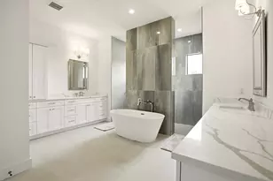 211 Landmark St, Marco Island, FL 34145 - Photo 31