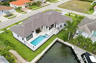 211 Landmark St, Marco Island, FL 34145 - Photo 77