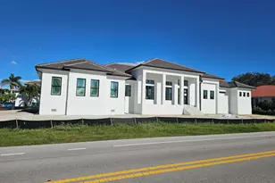 211 Landmark St, Marco Island, FL 34145 - Photo 7