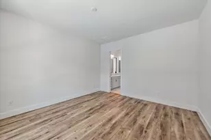 7976 Cordoba Pl, Naples, FL 34113 - Photo 7