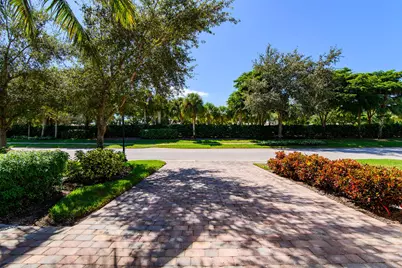 3165 Aviamar Circle #102, Naples, FL 34114 - Photo 33