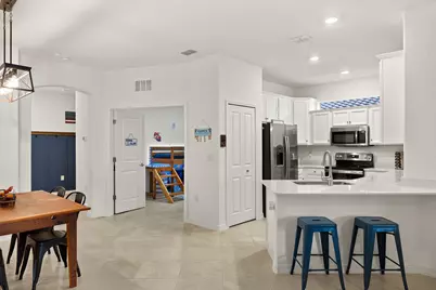 2685 Vine Avenue, Naples, FL 34120 - Photo 13