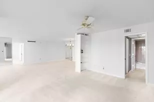 931 Collier Ct, Marco Island, FL 34145 - Photo 17