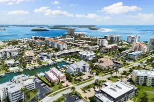 919 Huron Ct, Marco Island, FL 34145 - Photo 39