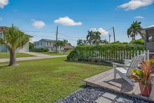 106 Pago Pago Dr W, Naples, FL 34113 - Photo 21