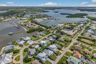 106 Pago Pago Dr W, Naples, FL 34113 - Photo 33