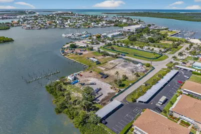 106 Pago Pago Drive W, Naples, FL 34113 - Photo 43