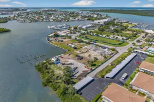 106 Pago Pago Dr W, Naples, FL 34113 - Photo 43