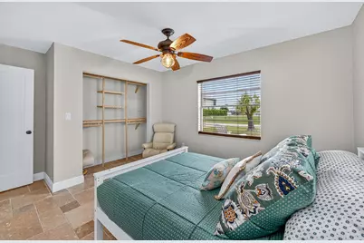 106 Pago Pago Drive W, Naples, FL 34113 - Photo 15