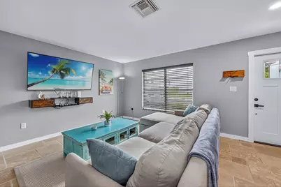 106 Pago Pago Drive W, Naples, FL 34113 - Photo 3