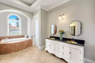 541 Taylor Ct, Marco Island, FL 34145 - Photo 17