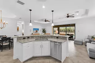 2990 Aviamar Cir, Naples, FL 34114 - Photo 7