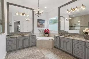 9369 Campanile Cir, Naples, FL 34114 - Photo 19