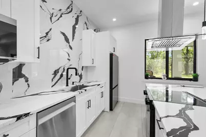 3348 27th Avenue NE, Naples, FL 34120 - Photo 9