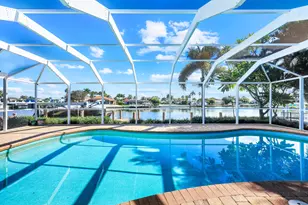 427 Nassau Ct, Marco Island, FL 34145 - Photo 25