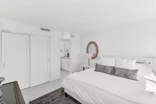 3443 Gulf Shore Blvd N, Naples, FL 34103 - Photo 17