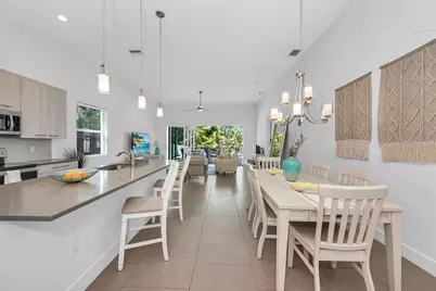 811 108th Avenue N, Naples, FL 34108 - Photo 9