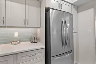 380 Seaview Ct, Marco Island, FL 34145 - Photo 15