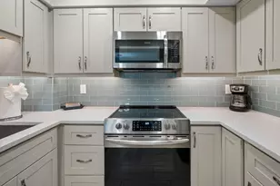 380 Seaview Ct, Marco Island, FL 34145 - Photo 13